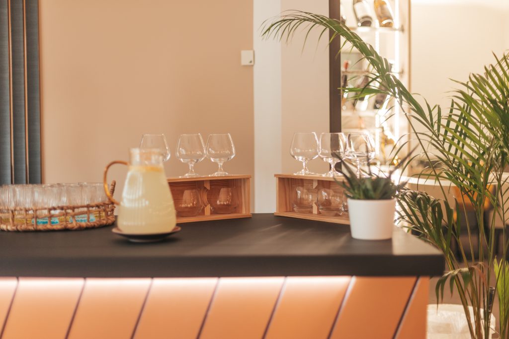 hoteletspa ledracy reception coin bar 3